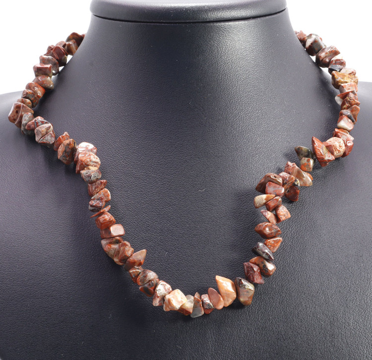 Бусы каменные  Яшма - камень защитник от злых духов и негативного воздействи 47см 25g