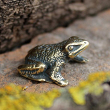 BV20-10 Лягушка статуэтка бронза 26*22*15мм (СТ )