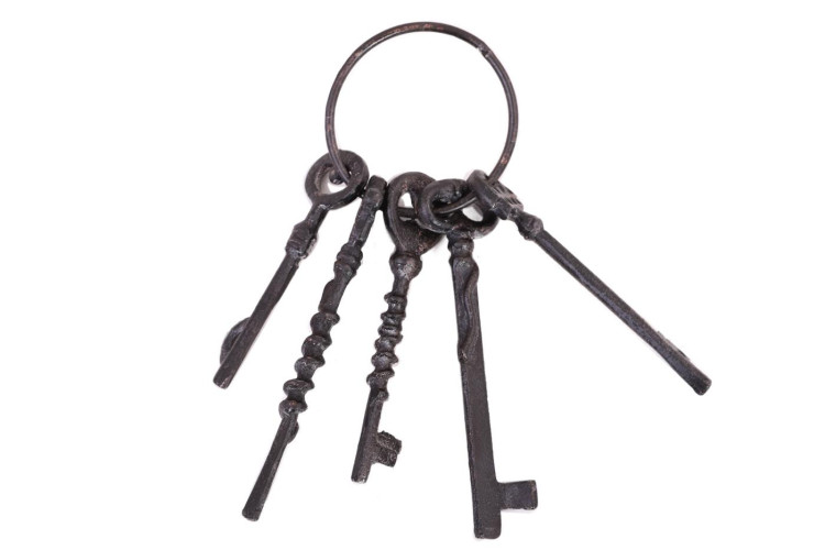 Сувенир "Связка 5 Ключей"(железо)