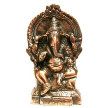 Ганеш на троне Ганеш на троне