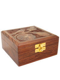 Шкатулка (дерево) резная "Птичка" 12х12х5см  Шк54