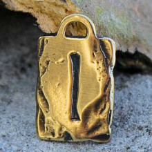 BV09-11 Амулет № 11, Руна Иса, бронза, 17*28мм (Р 011)