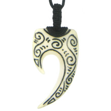 350-11 Амулет 55х30мм, кость