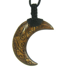 350-14 Амулет 45х40мм, кость