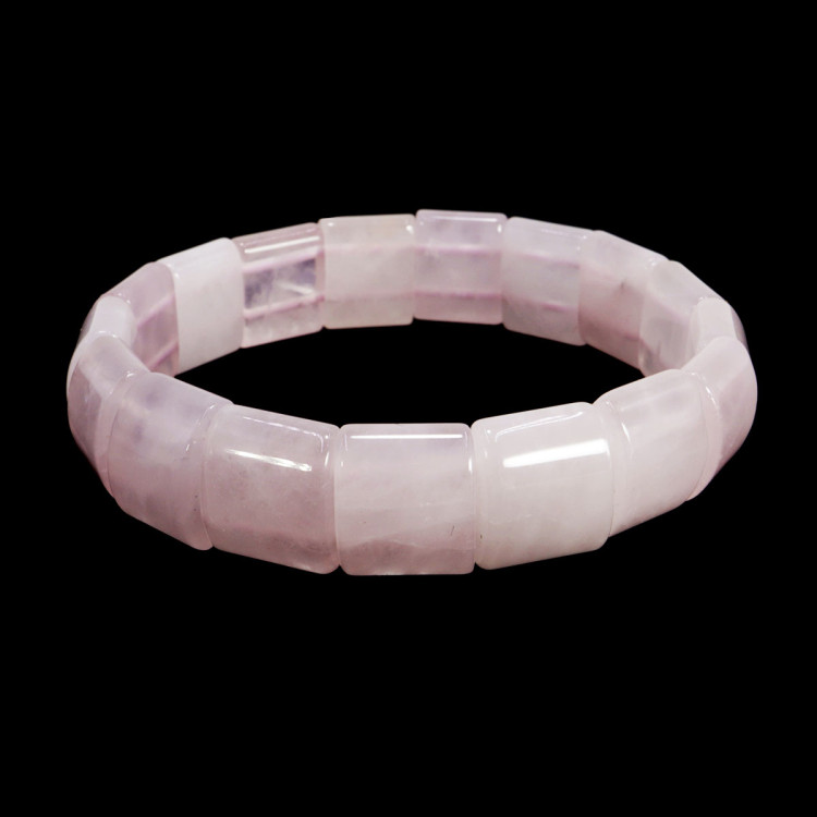 Браслет из камня Розовый кварц приносящий очарование и магнетизм