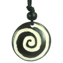 350-17 Амулет 24мм, кость