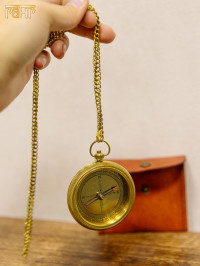 Компас 2,5" в кожаном футляре