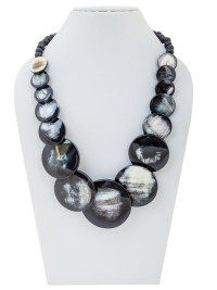 Украшение бусы из рога  Р-1158