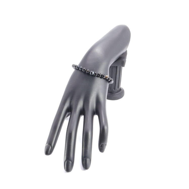 Браслет каменный  Черный агат - защита от дурного глаза порчи и соперниц