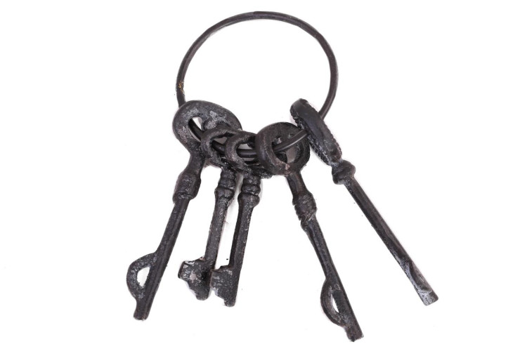 Сувенир "Связка 5 Ключей"(железо)