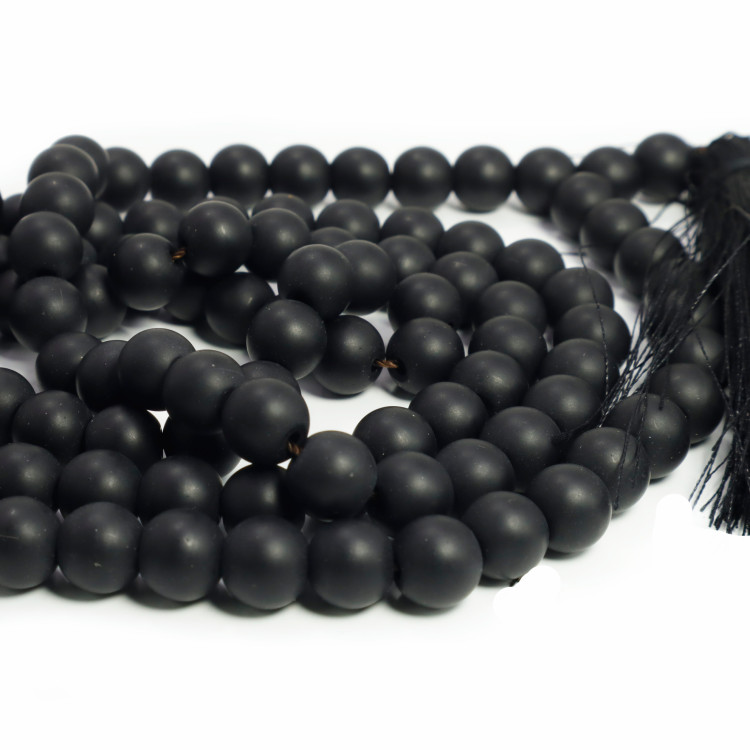 Четки  из камня Шунгит способен привлекать к носителю финансовые потоки 100бус 8mm