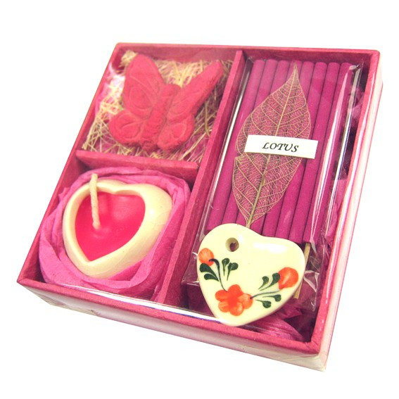 pink Набор ароматический розов. 9х9х3,5см