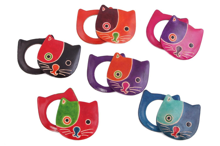 Зеркало в кож. оправе "Кошка" .