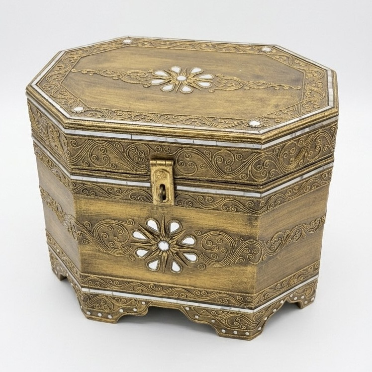 Сундук "Шанти" восьмиугольный, белая инкрустация