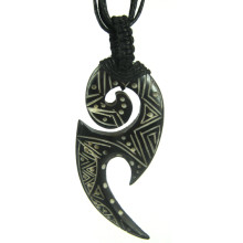 350-30 Амулет 65х26мм, кость