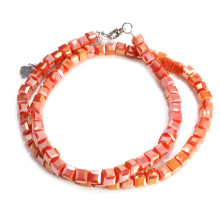 Бусы чокер Кубик хрусталь Коралловый перламутр 4мм-38см алмазная огранка