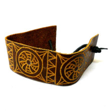 Браслет-оберег Огонь кожа Браслет-оберег Огонь кожа