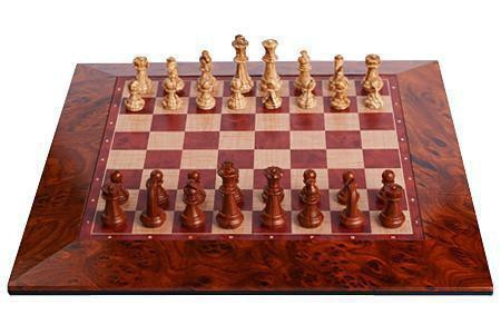 Играть с живым соперником. Компактные электронные шахматы. Магнитный шахматный стол. Шахматы, 19х19 см, в коробке. Шахматы компактные купить.