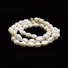 Бусы натуральный жемчуг  Рис - камень королев, дарующий любовь и счастье