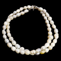 Бусы натуральный жемчуг  Рис - камень королев, дарующий любовь и счастье