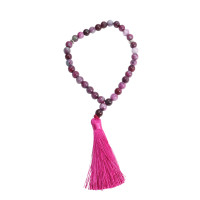 Четки 33 бусины Турмалин 10мм дарует оберег на счастье в любви