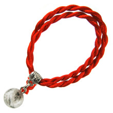 Браслет красный витой с камнем Кахолонг 8мм,цвет сереб, металл, текстиль