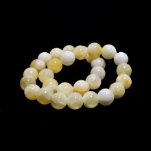 Браслет каменный Желтый Опал способен противостоять магии, колдовской порче и стихийных бедствий 6мм