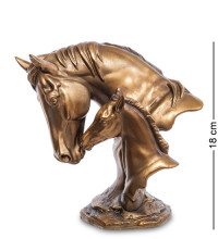 Фигура "Лошадь с жеребенком"