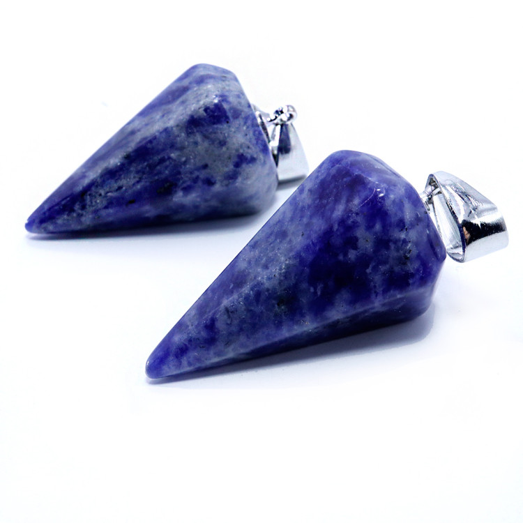 Подвеска маятник камень Содалит помогает обрести удачу в любых начинаниях