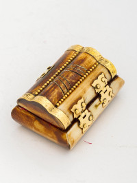 Шкатулка с инкрустацией (кость)  Шк122/1