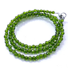 Бусы Шпинель Green d-3мм 43см с алмазной огранкой Бусы Шпинель Green d-3мм 43см с алмазной огранкой