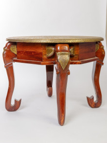 Стол "Слон" круглый средний 58*58*46(дерево,латунь