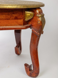 Стол "Слон" круглый средний 58*58*46(дерево,латунь