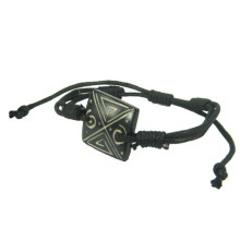 355-22 Браслет 21x21мм, кость, текстиль