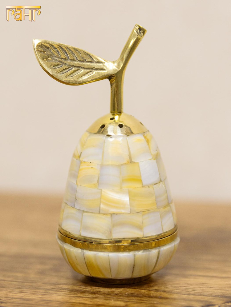 Шкатулка с перламутром "Груша" ()