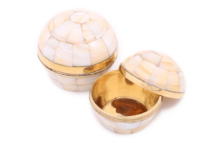 Шкатулка с перламутром "Шар (набо