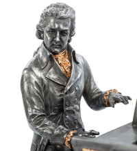  Статуэтка "Моцарт за роялем"