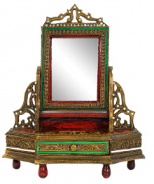 Макияжное зеркало