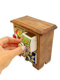 Шкатулка -комодик на 4 ящика (дерево,керамика ) Ш