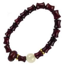 109-75 Браслет 8мм, дерево