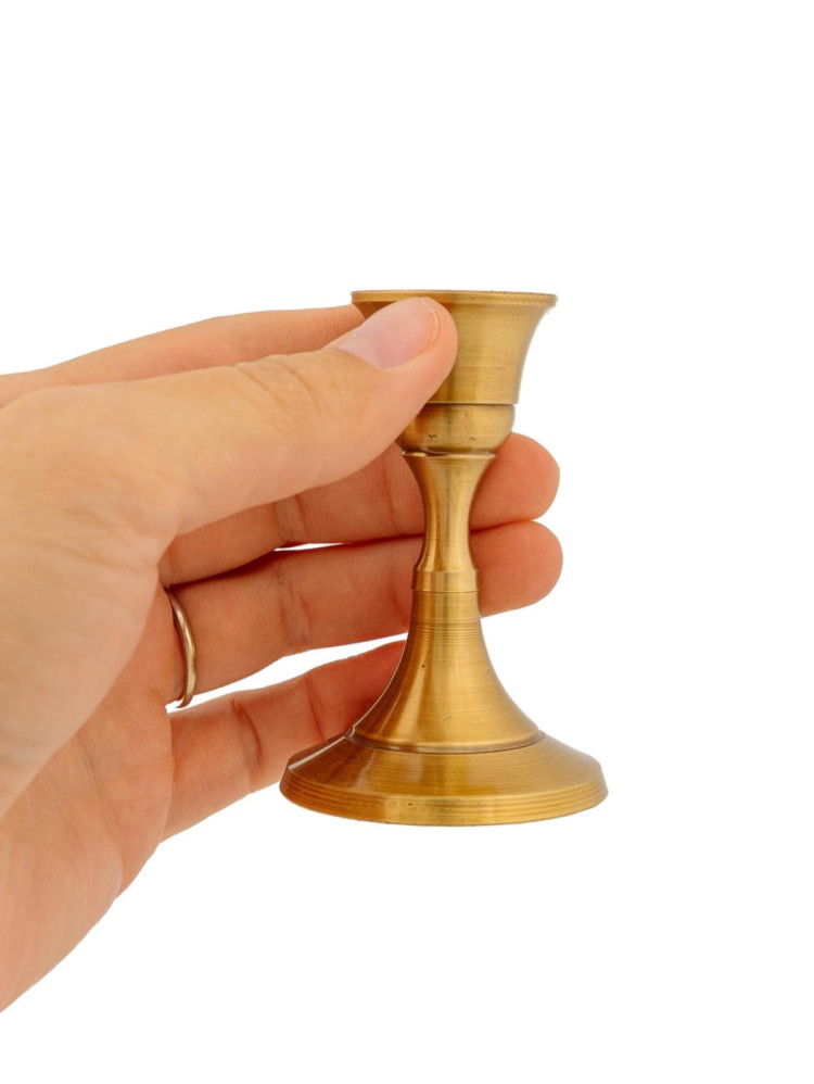 Подсвечник .