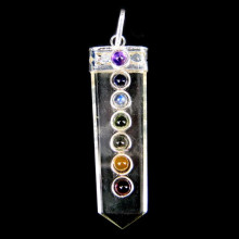 Подвеска 7 чакр горный хрусталь 5-6см камень Подвеска 7 чакр горный хрусталь 5-6см камень