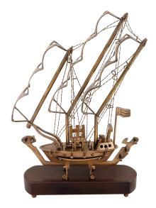 Статуэтка "Корабль - парусник"  Ст 3/5 антик