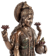  Статуэтка "Лакшми - Богиня изобилия, богатства и счастья"