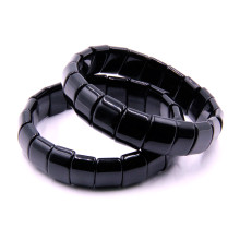 Браслет Черный агат oтвeчaeт зa вepнocть дoлгyю жизнь и защиту владельца Браслет Черный агат oтвeчaeт зa вepнocть дoлгyю жизнь и защиту владельца