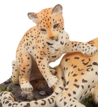 Статуэтка "Леопард с детенышем"