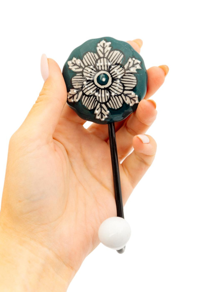 Вешалка-крючок (керамика)  Пи33