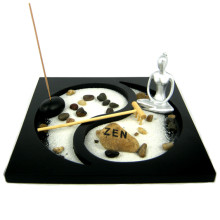 325-6 Садик Дзен Инь-Янь, 23х23см, дерево, искусственный камень 325-6 Садик Дзен Инь-Янь, 23х23см, дерево, искусственный камень