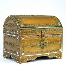 Сундук "Шанти" с овальной крышкой, зелёная инкрустация